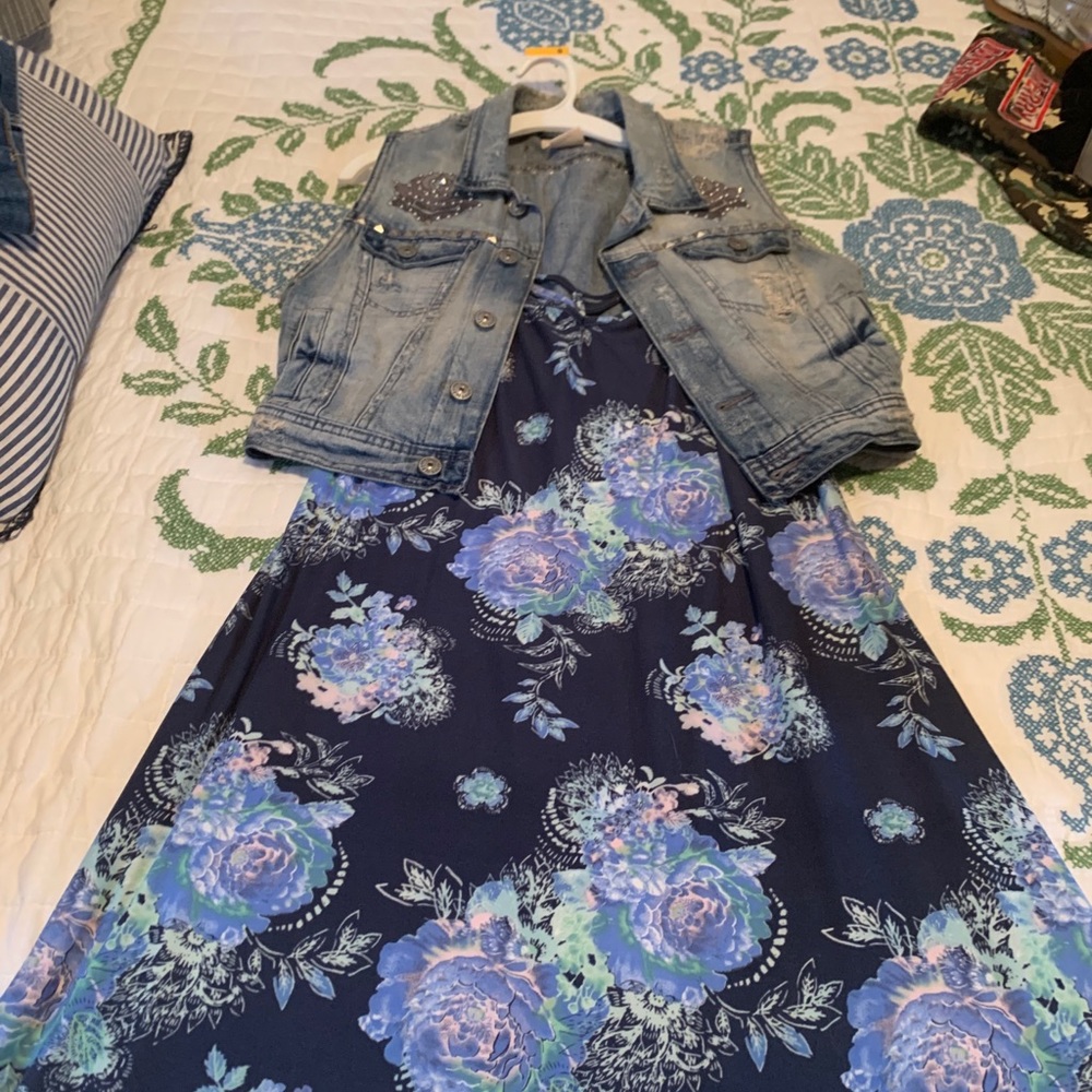 Mudd sundress and denim vest size M!